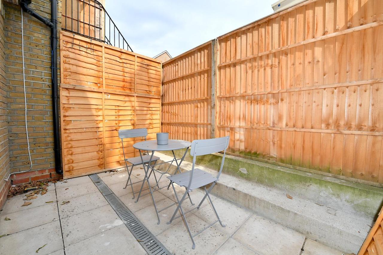Stylish Studios By Luxestays Shepherds Bush Apartment London