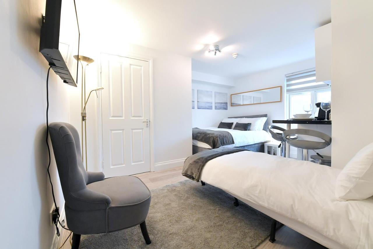 Stylish Studios By Luxestays Shepherds Bush Apartment *