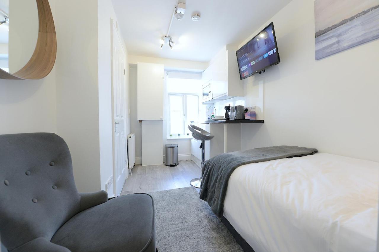 Apartment Stylish Studios By Luxestays Shepherds Bush London