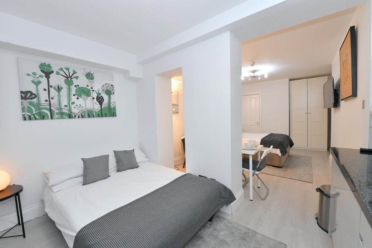Stylish Studios By Luxestays Shepherds Bush Apartment *