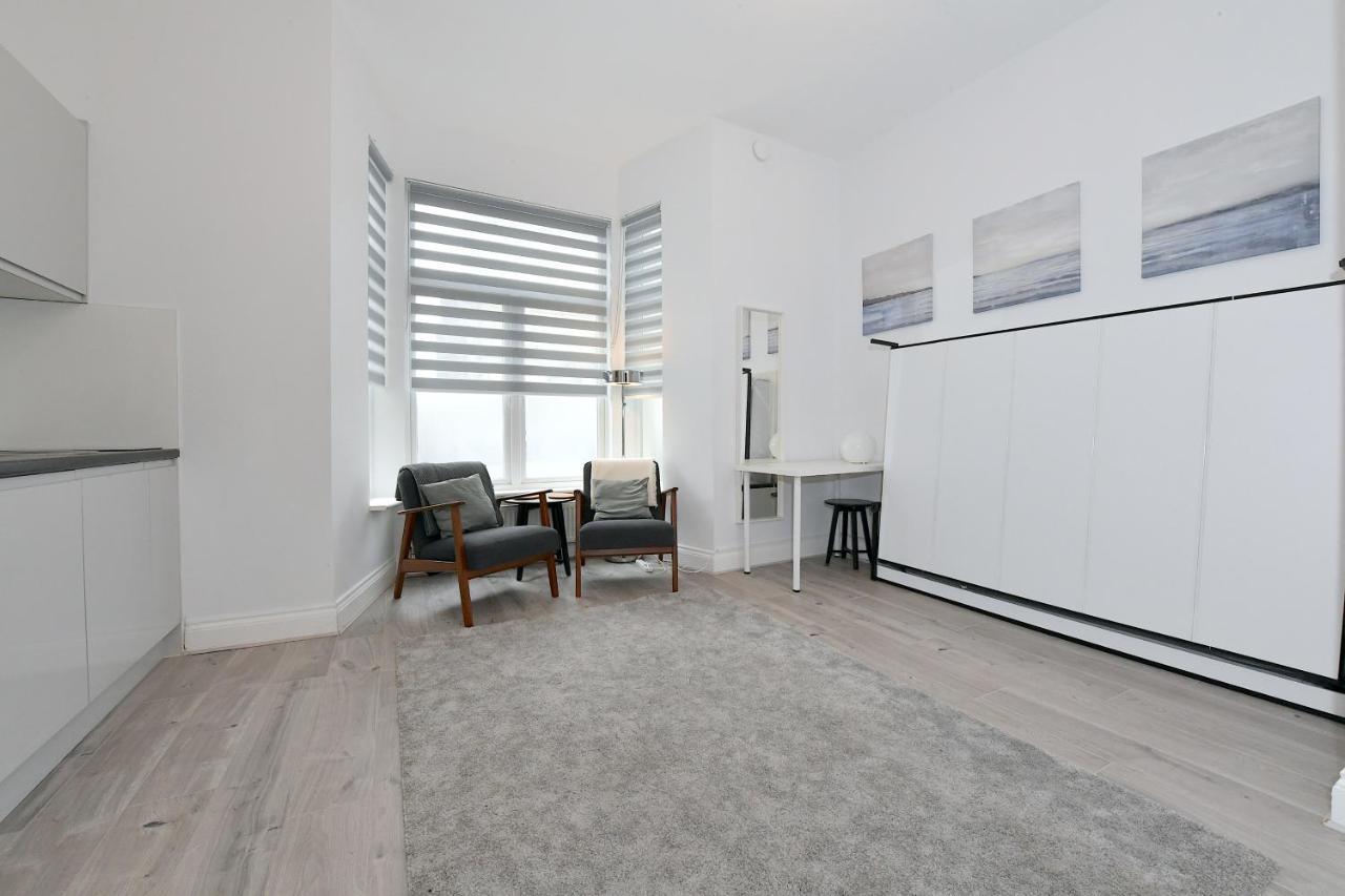 Stylish Studios By Luxestays Shepherds Bush Apartment *